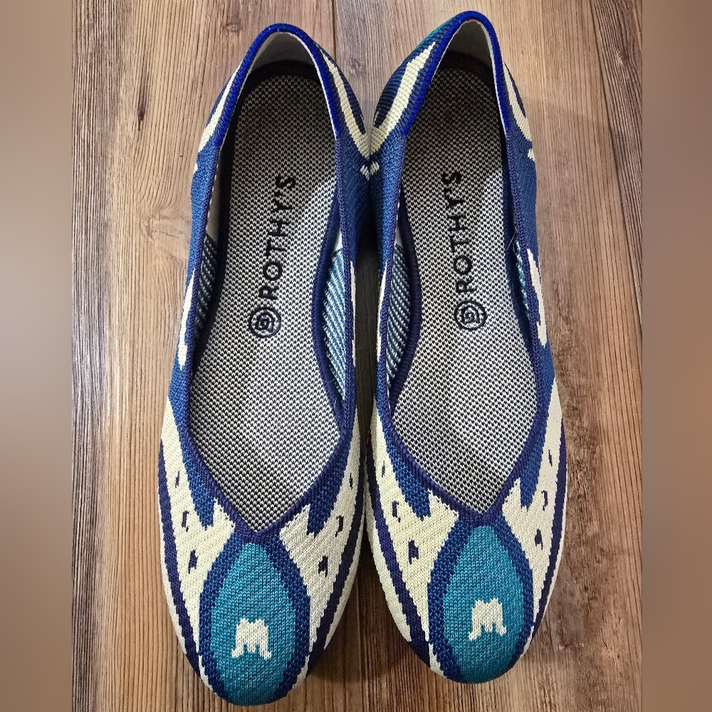 Retired Rothys Morrocan Blue Flats Size 11